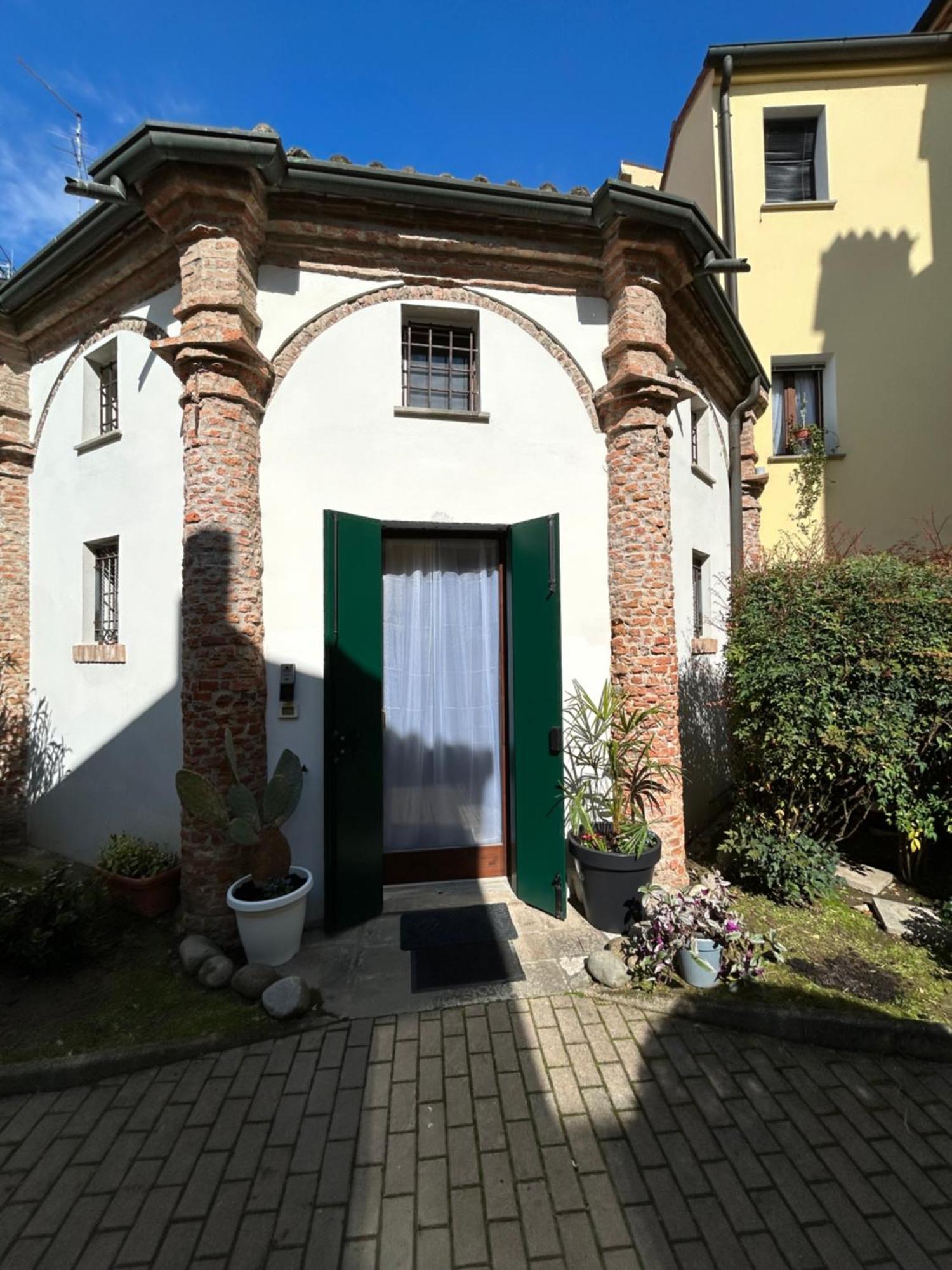 Chiesetta Abside Ex Seminario -Apartment Rovigo Extérieur photo